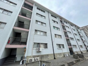 南港厚生年金共同住宅5号棟の物件外観写真